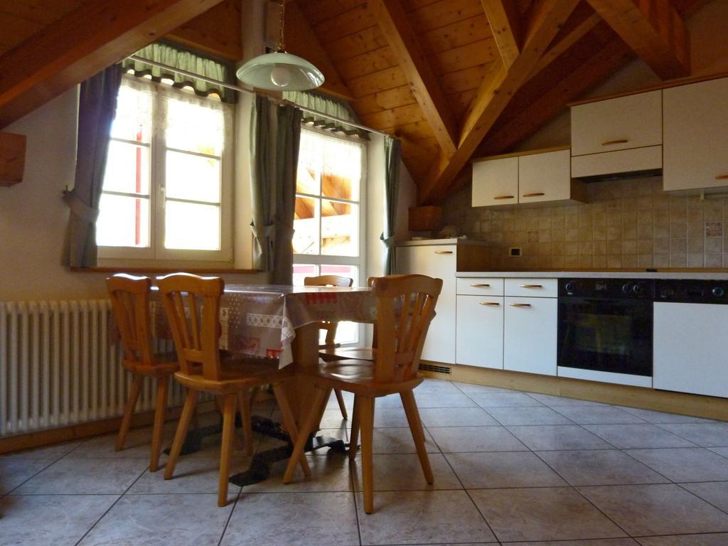 Appartamenti Majon Sotroi Campitello di Fassa Phòng bức ảnh